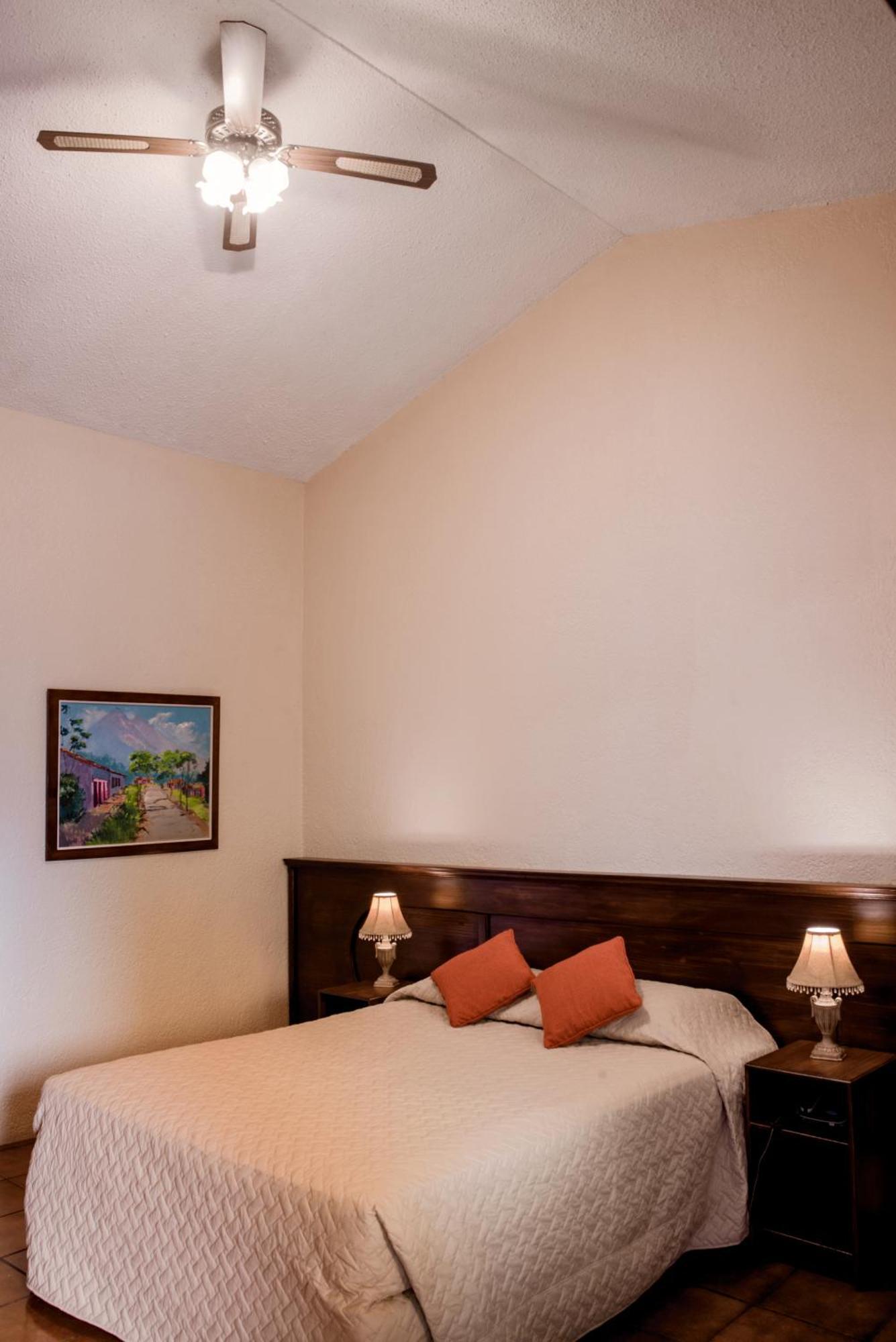 Hotel Villa Espanola Ville de Guatemala Extérieur photo