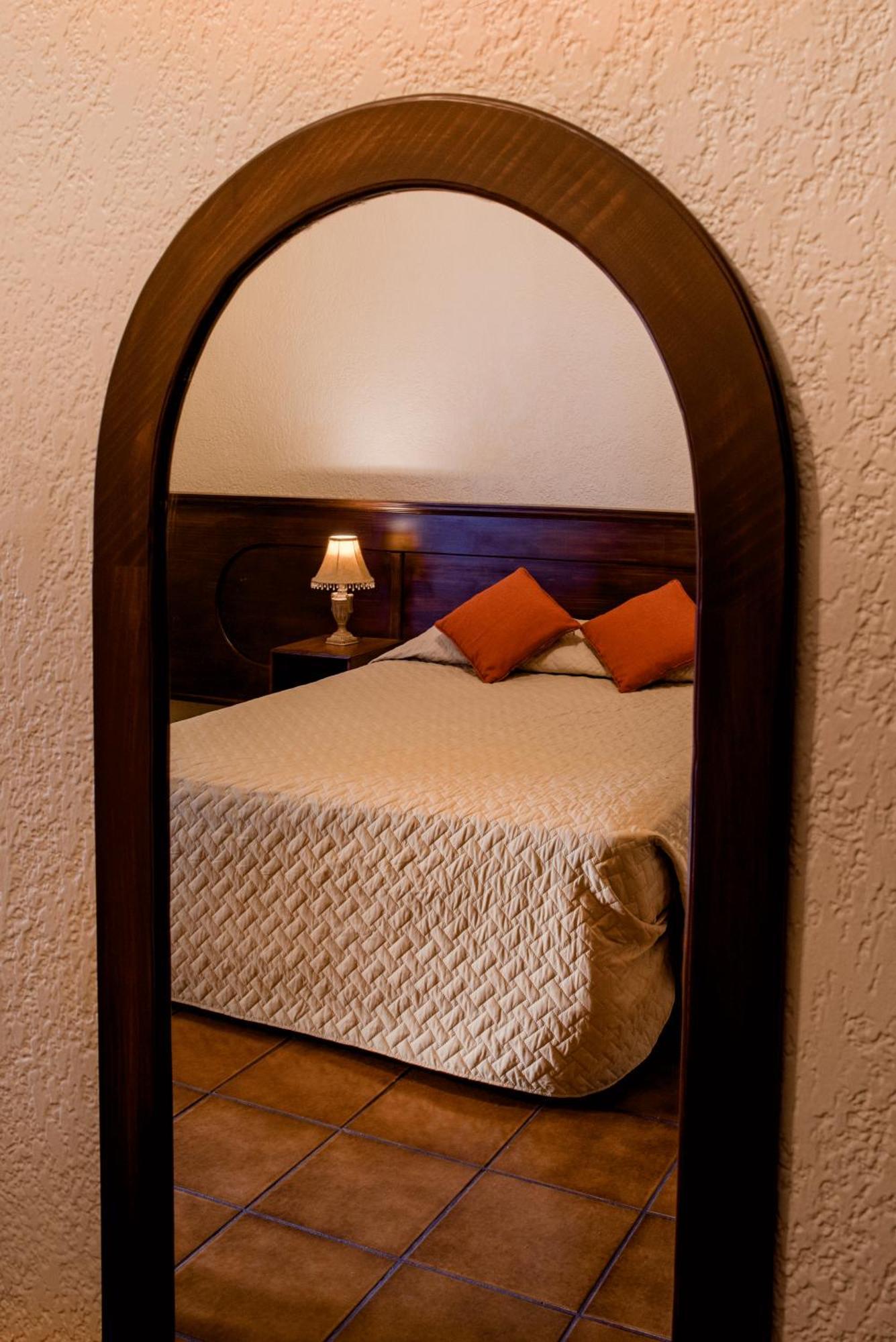 Hotel Villa Espanola Ville de Guatemala Extérieur photo