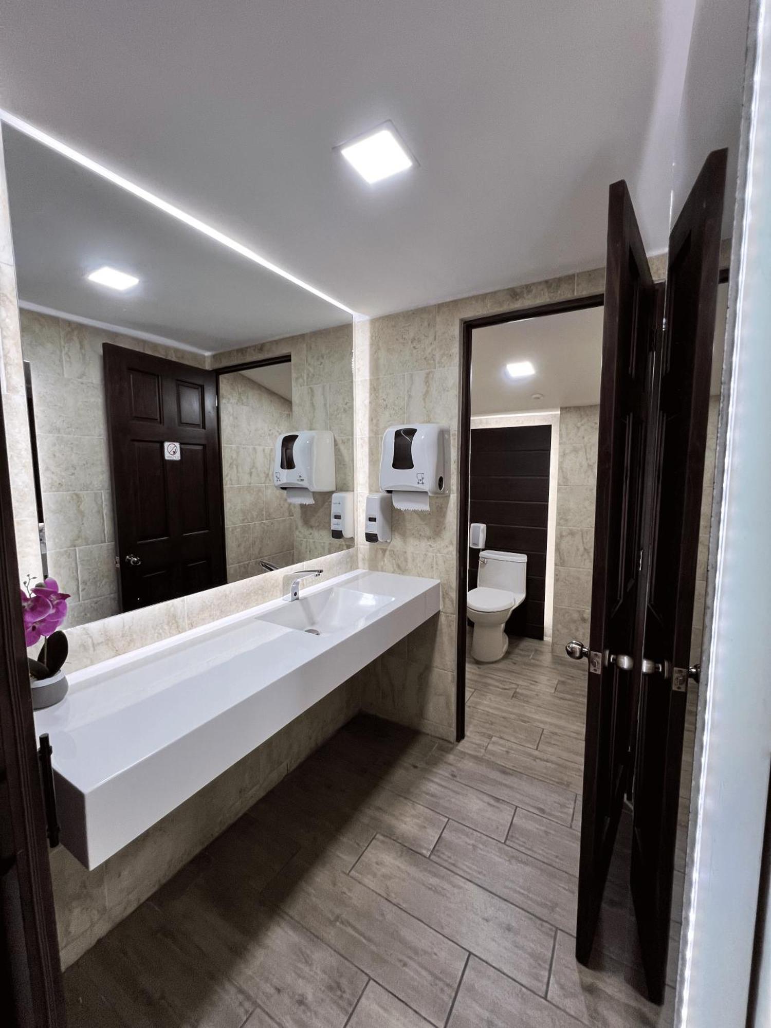 Hotel Villa Espanola Ville de Guatemala Extérieur photo